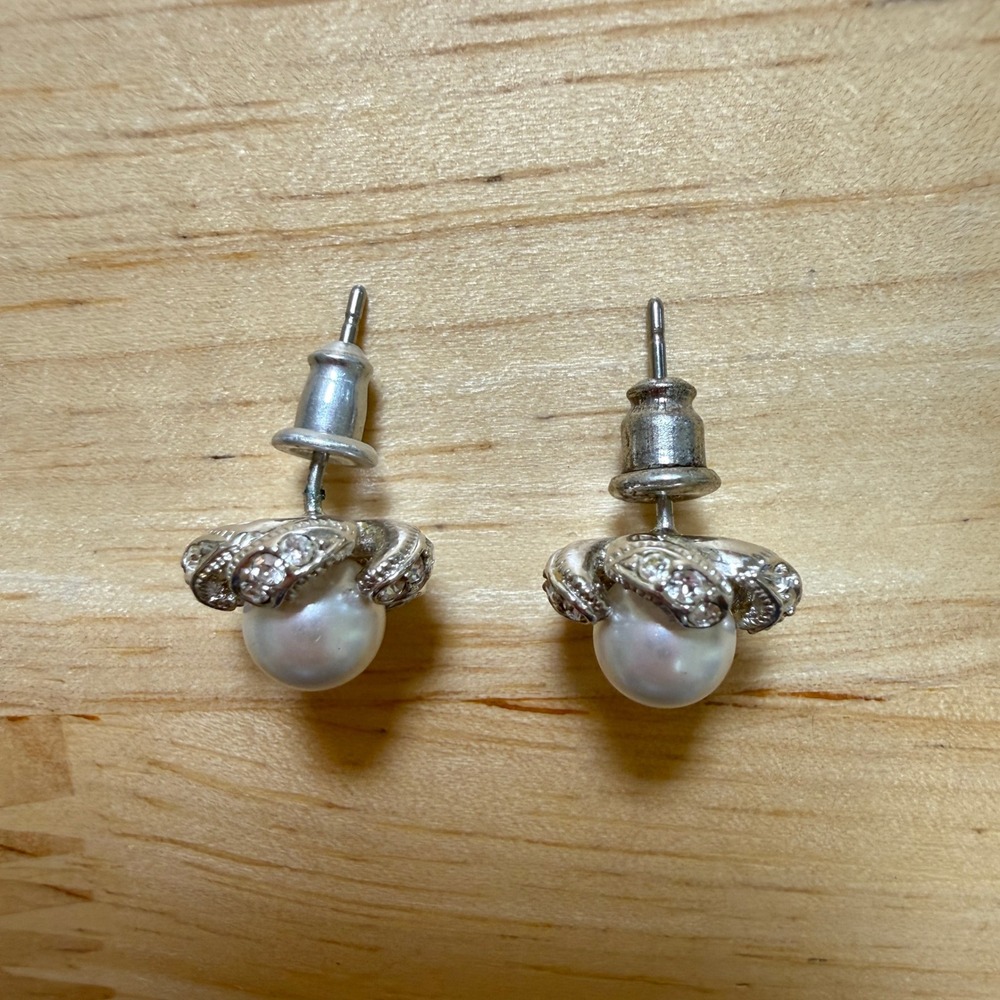 Nadri Flower Stud Earrings Silver Pearl Floral Crystal Classic Elegant - Picture 8 of 13